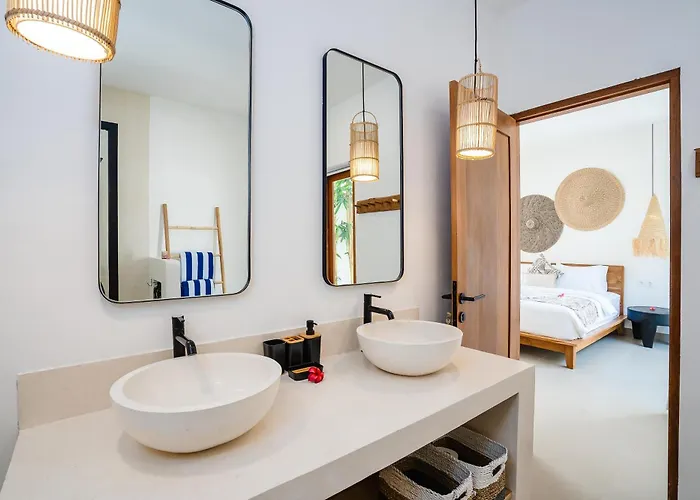 Valentina - Luxury 2br With Pool And Rooftop In Quiet Area Of