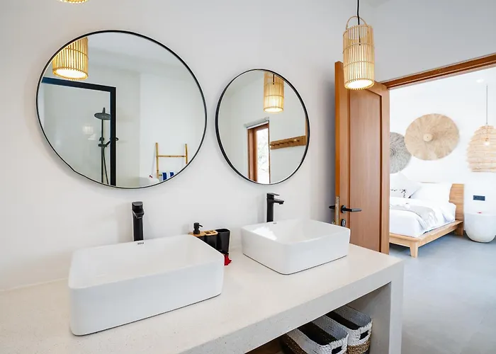 Valentina - Luxury 2br With Pool And Rooftop In Quiet Area Of チャングー