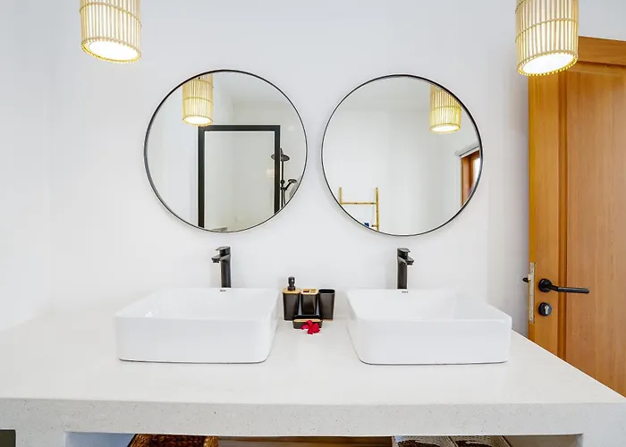 Valentina - Luxury 2br With Pool And Rooftop In Quiet Area Of ヴィラ *